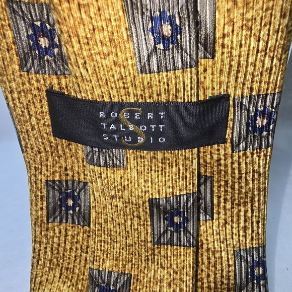 Robert Talbott Gold and Black Silk Tie with Geometric Design - Picture 6 of 8
